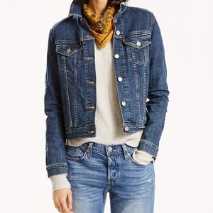 levi's jean jacket